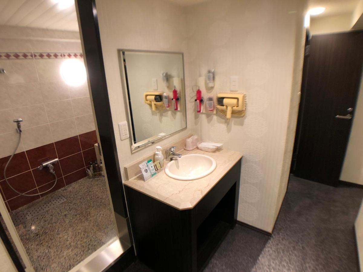 יוקוהאמה Top Hotel Yokohama מראה חיצוני תמונה